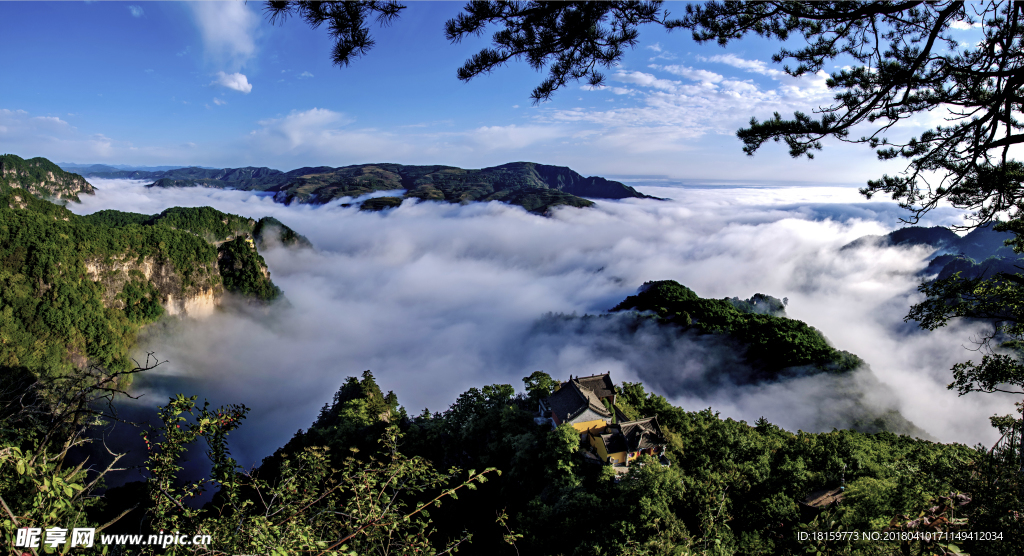 崆峒山云海奇观