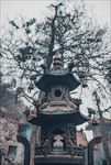 千佛山上的香炉