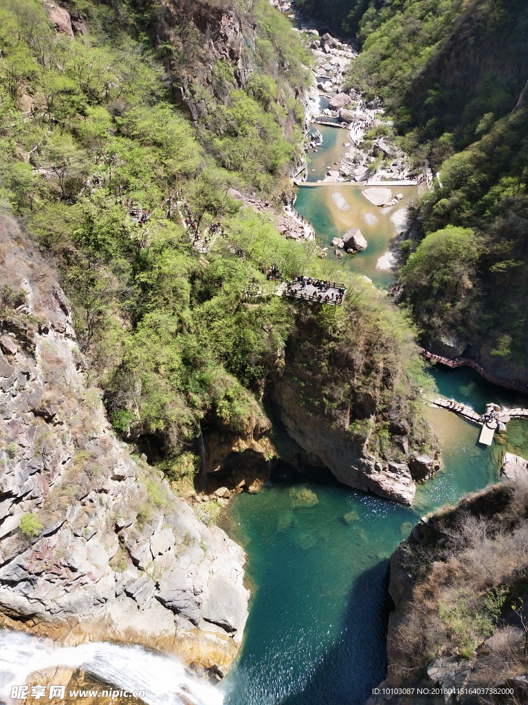 宝泉风景图