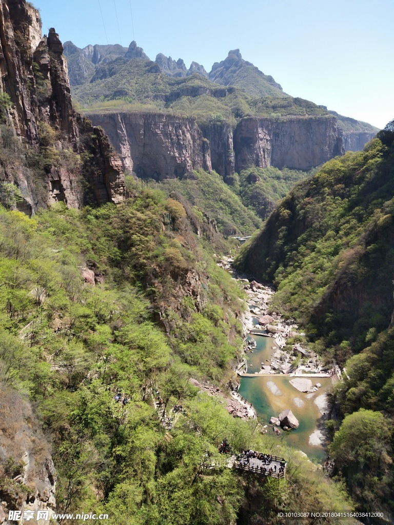 宝泉风景图