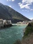 河流