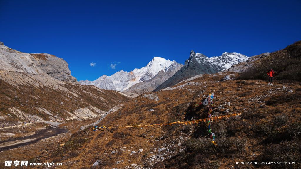 亚丁风景