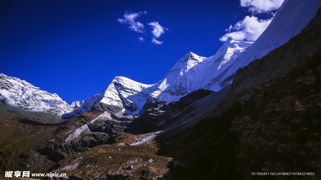 亚丁风景