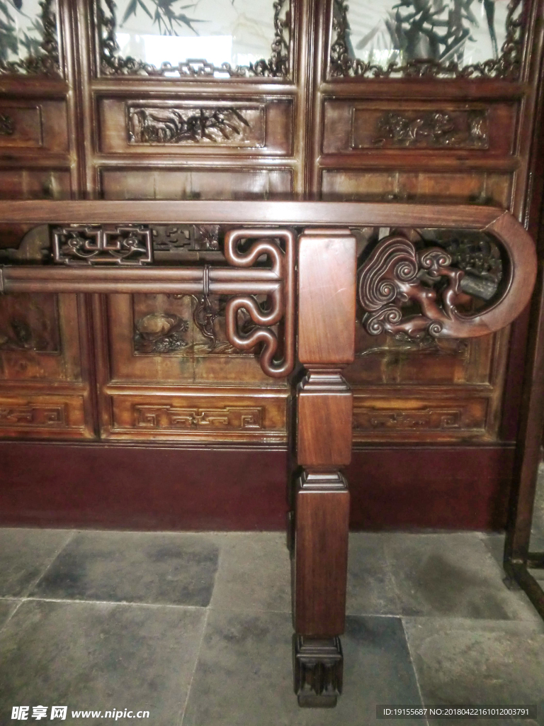 桌子花纹