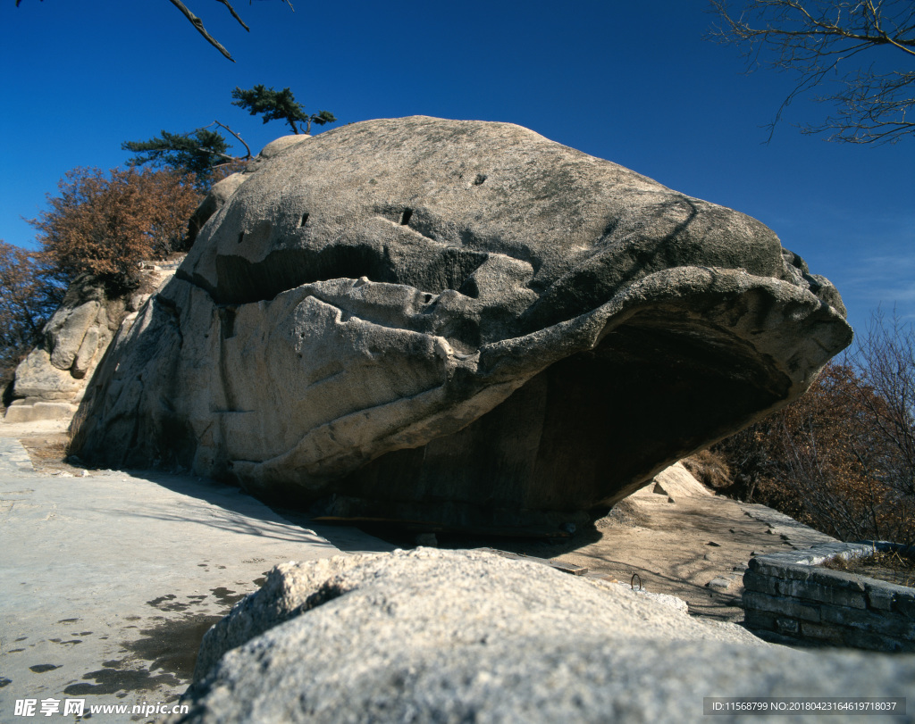 山峰