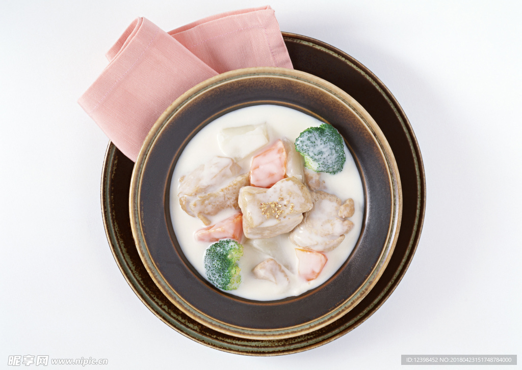 牛奶肉汤
