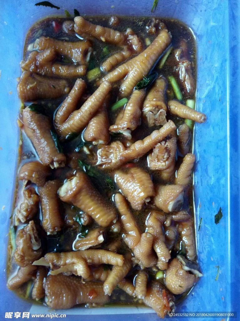卤鸡脚