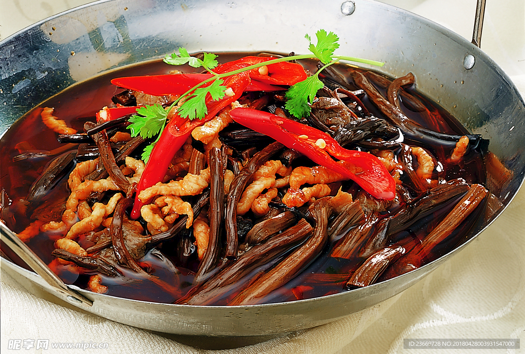 干锅茶树菇
