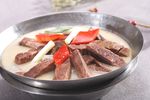 锅仔萝卜煮驴肉