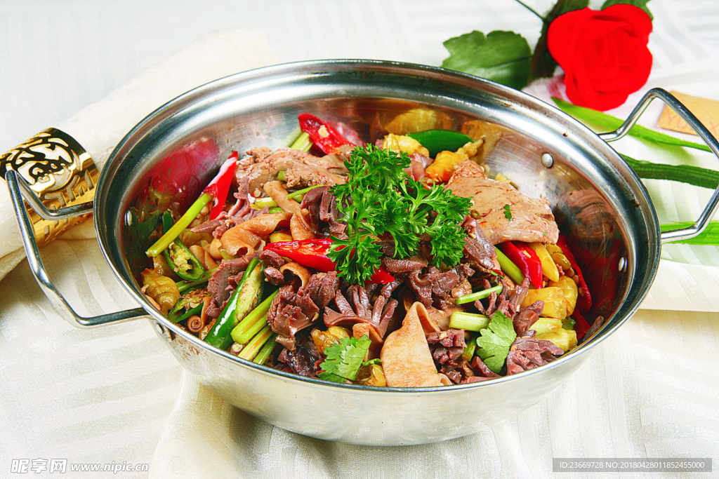 干锅鸡杂