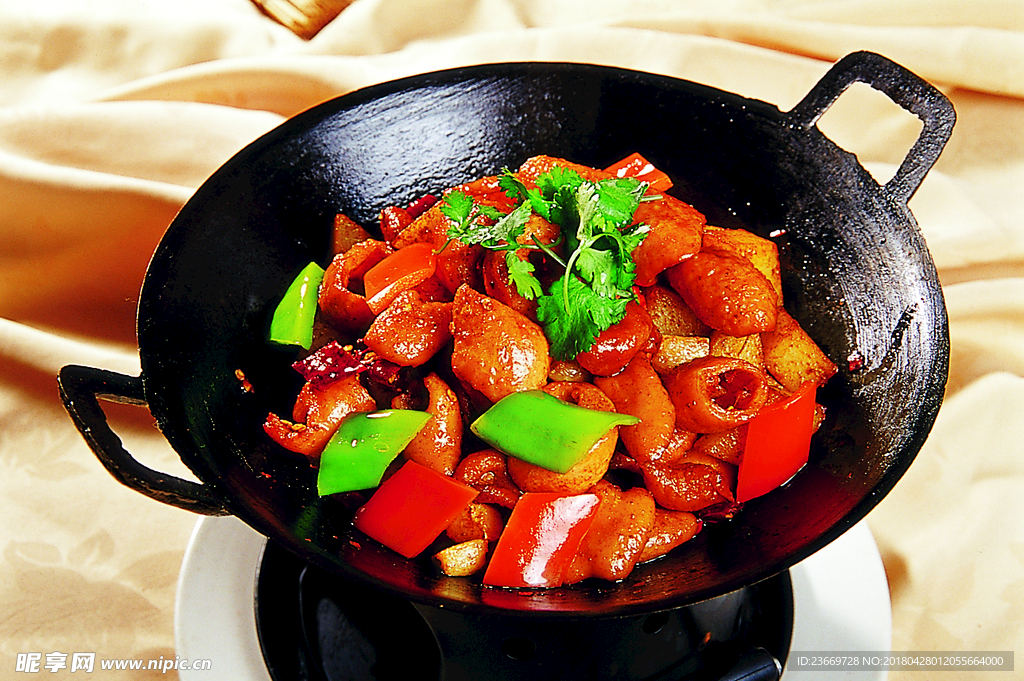 干锅土豆肥肠