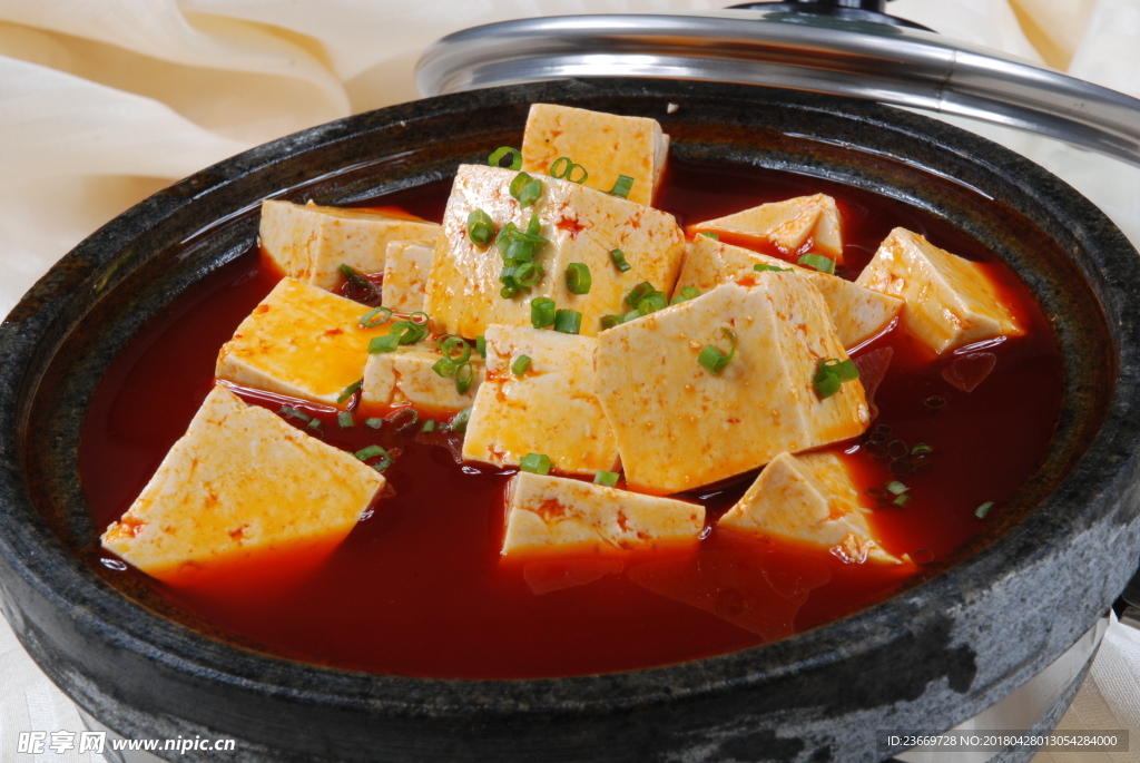 石锅豆腐