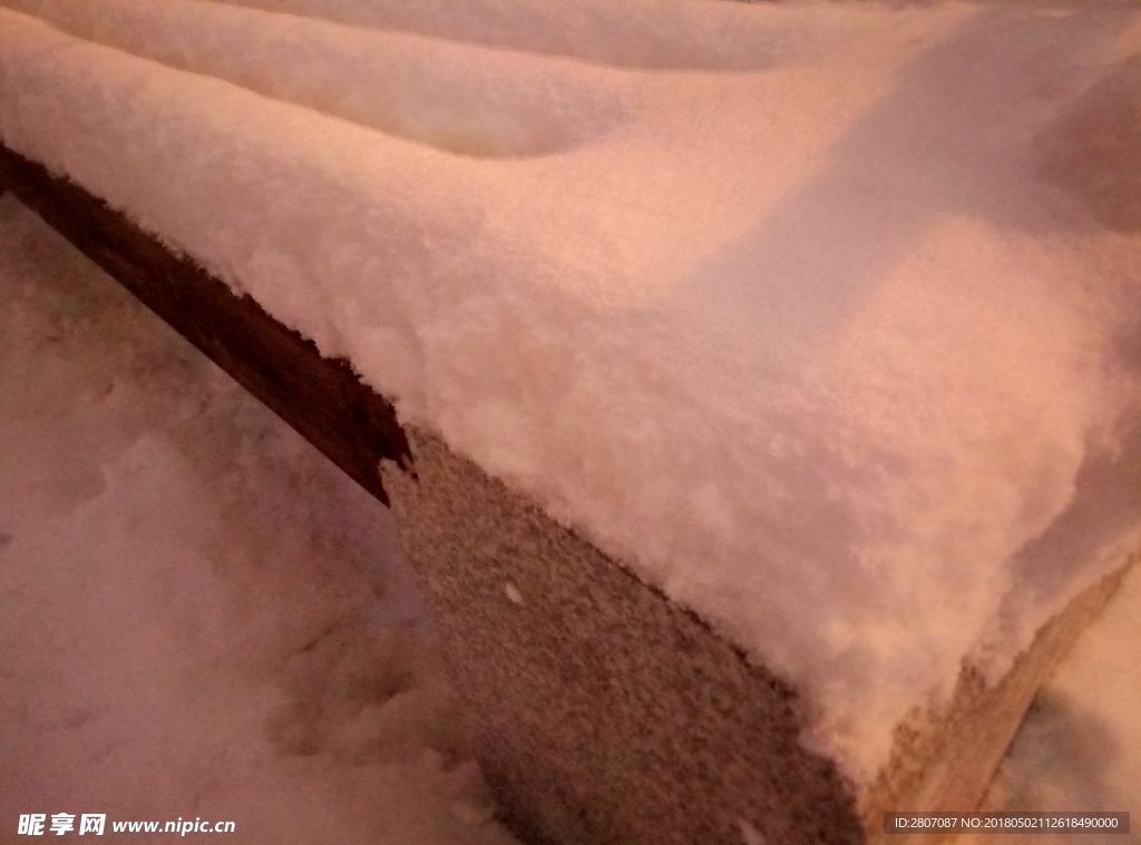 积雪