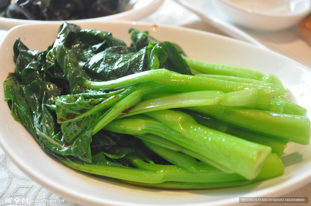 白灼菜心