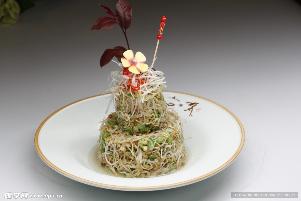 碧绿春芽