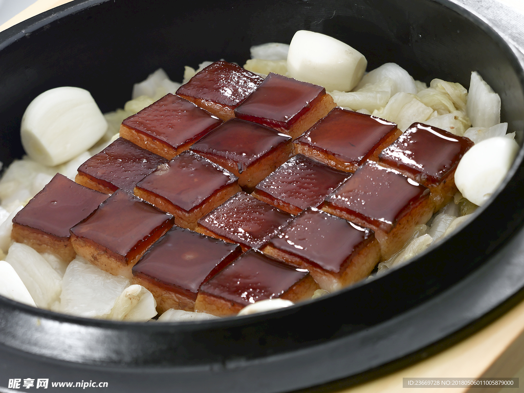 石锅酒香肉