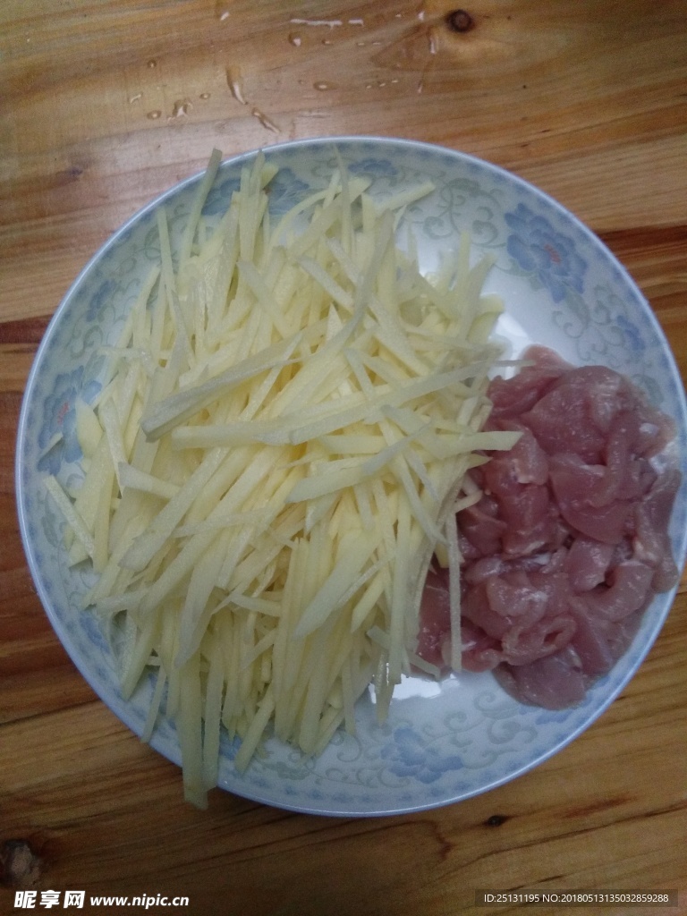 肉丝土豆丝