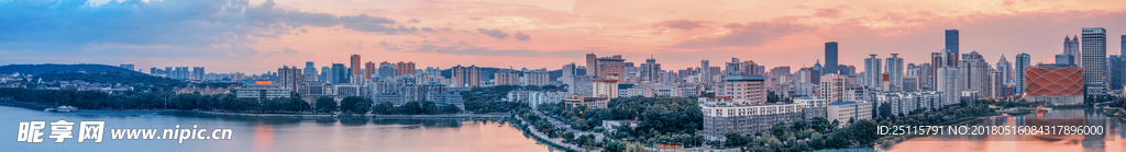 武汉黄昏东湖汉秀剧场全景