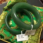 玉手镯  佘太翠