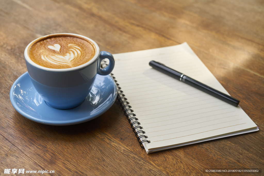 咖啡 钢笔 笔记本 工作 书