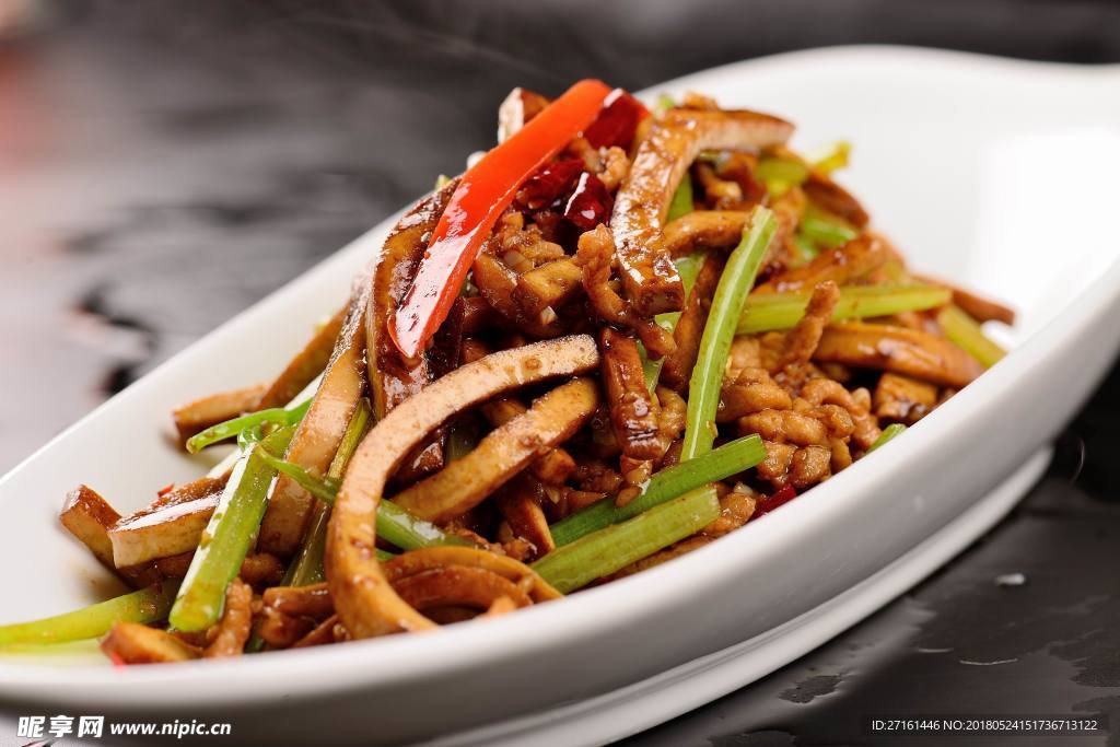 土芹菜干子肉丝