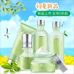 清新简约初夏新品护肤品主图