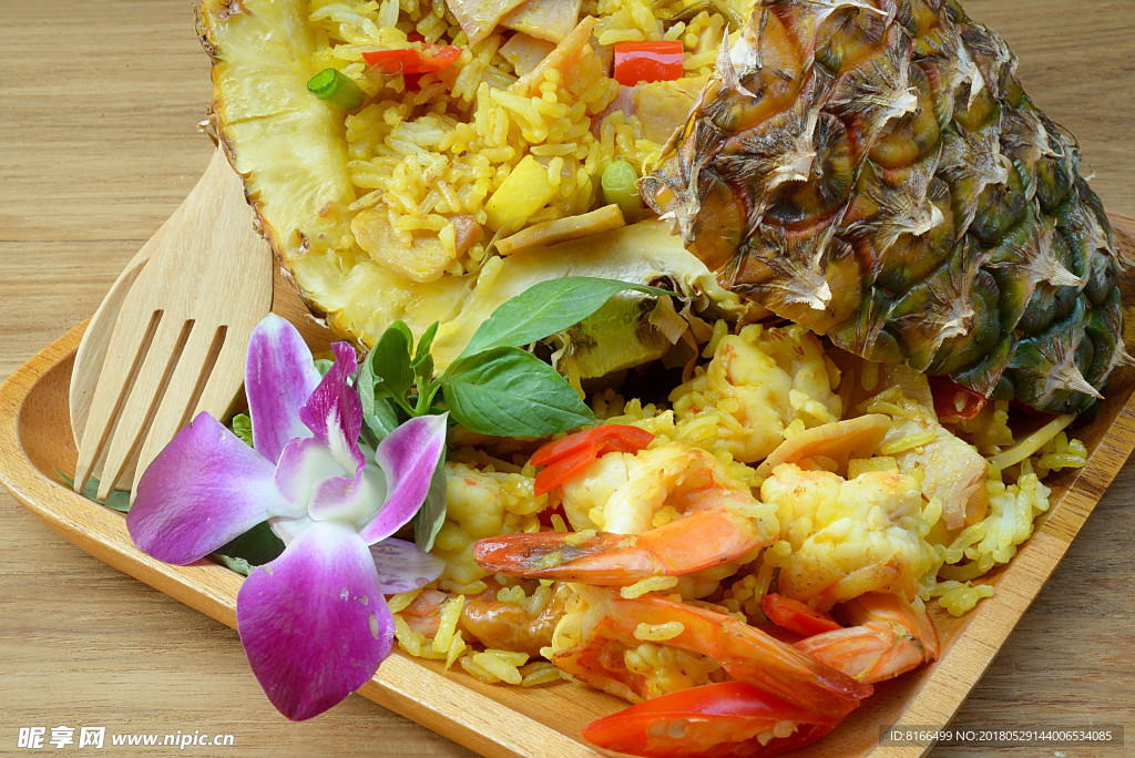 菠萝腰果炒饭 菠萝饭  腰果饭