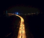 晚上的高速公路