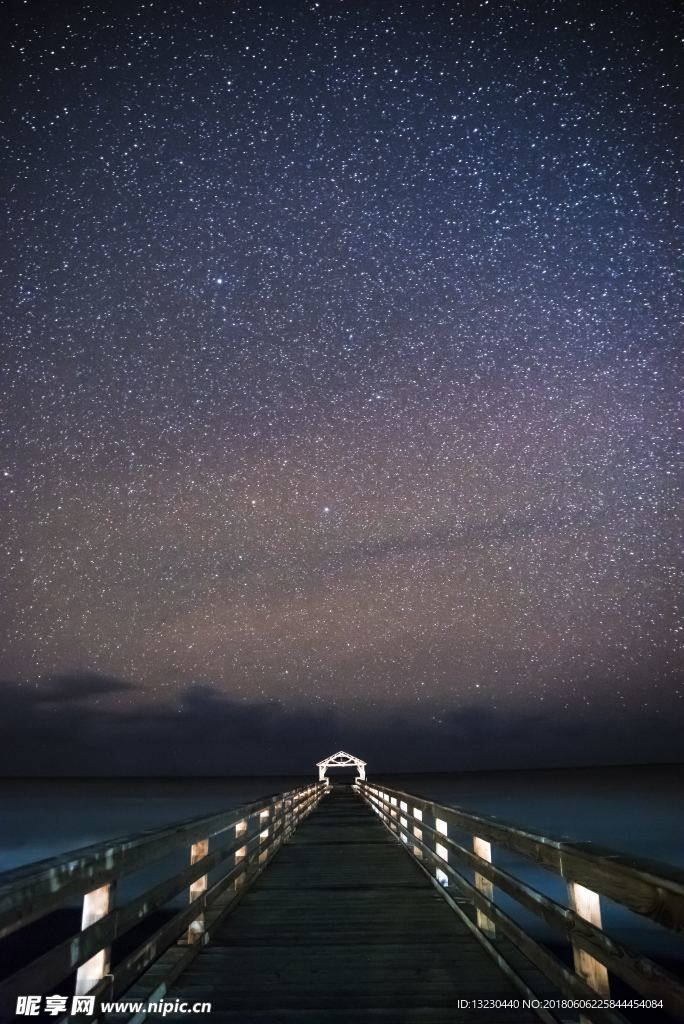 海边星空