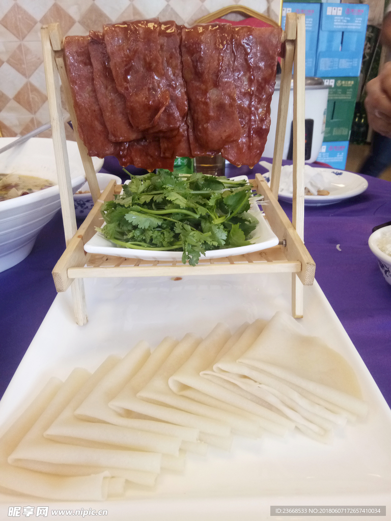 吊烧肉 烧腩肉 特色菜 里脊肉