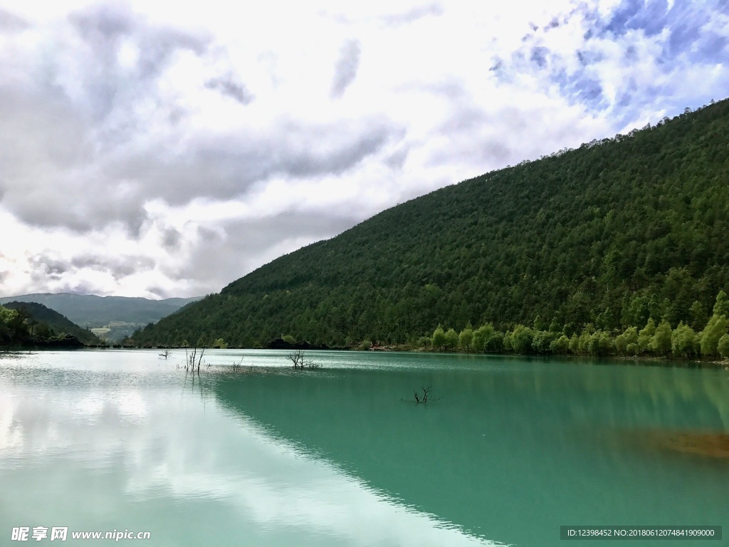 泸沽湖美景 泸沽湖 高原湖泊