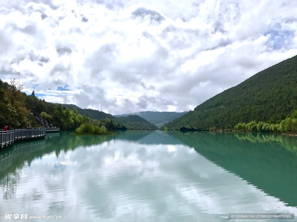 泸沽湖美景