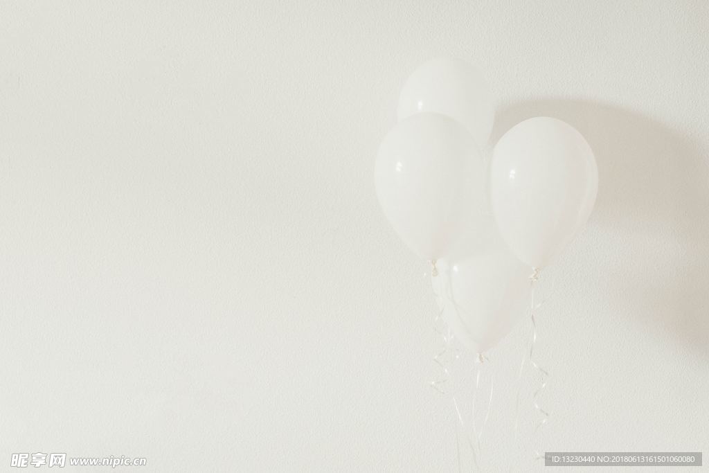 白气球