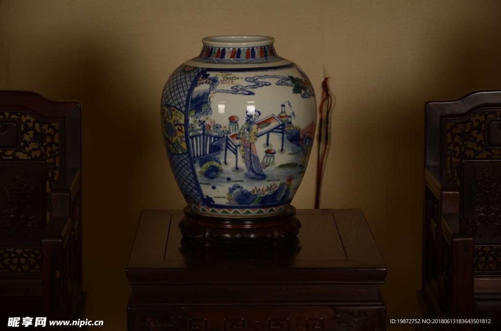 青花瓷器