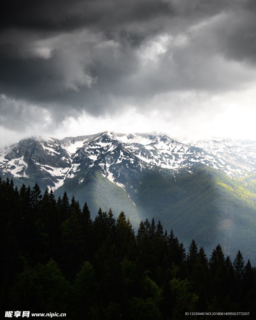 雪山