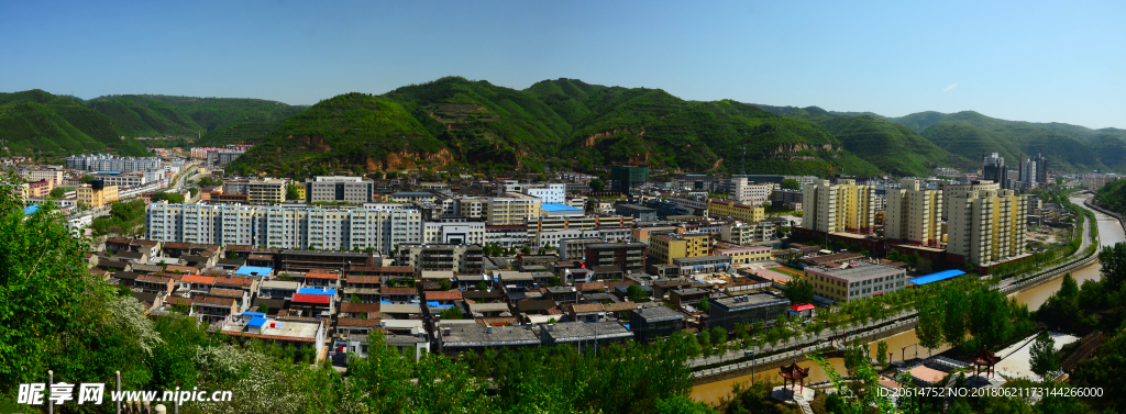 俯瞰城市风光