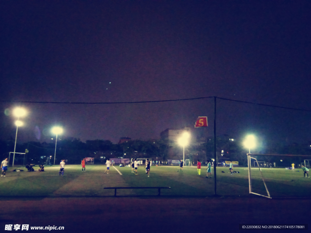 大学体育场