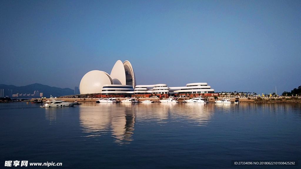 珠海日月贝歌剧院