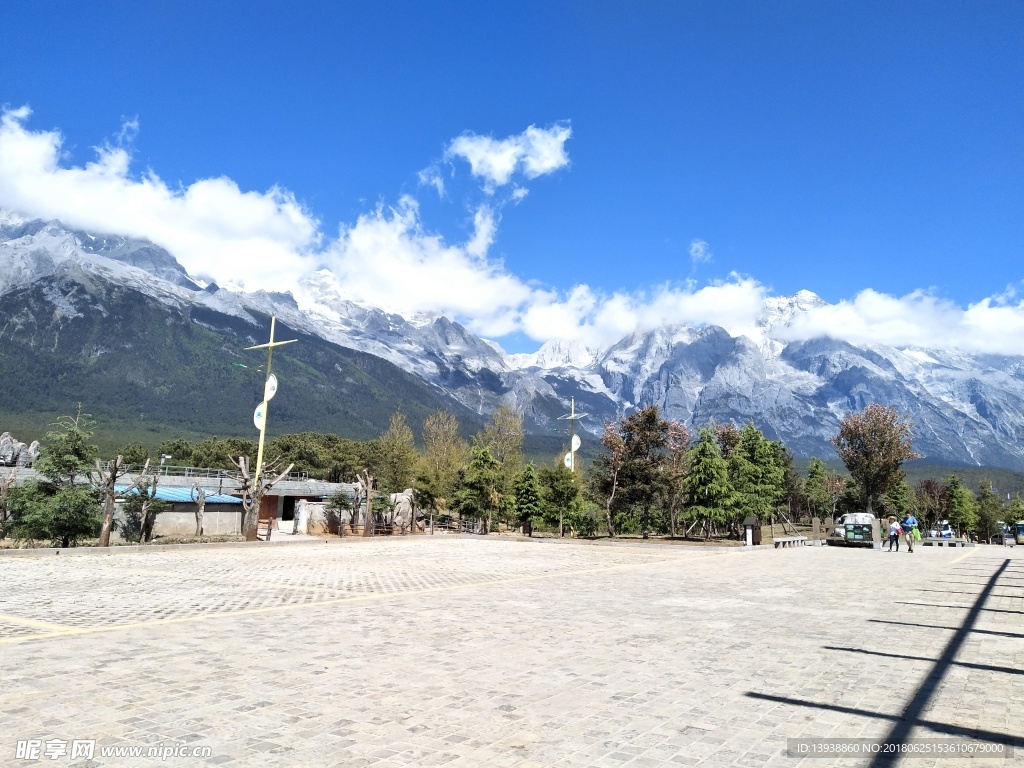 玉龙雪山