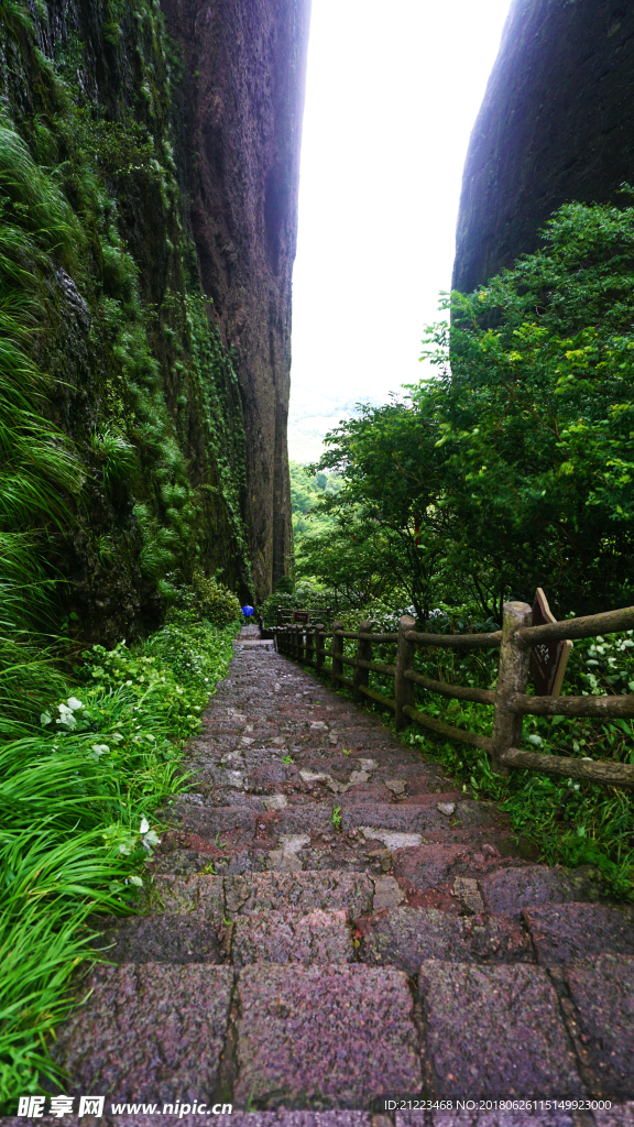 江郞山一线天风景