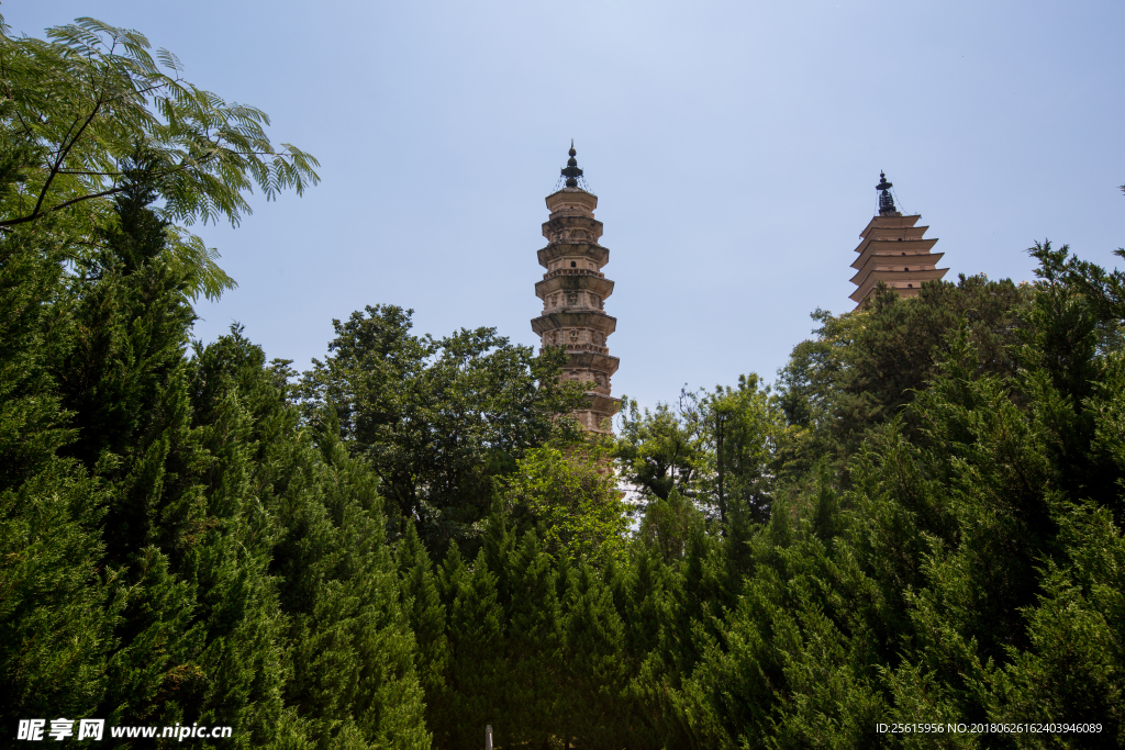 崇圣寺三塔