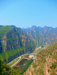 河谷