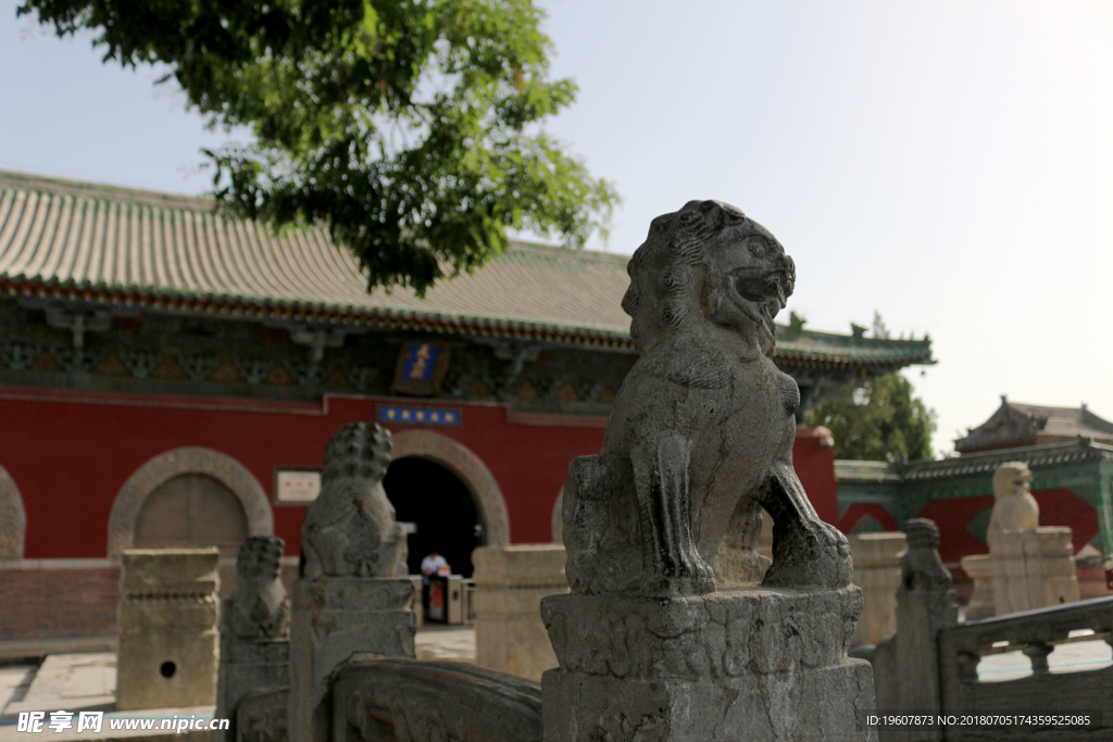 隆兴寺