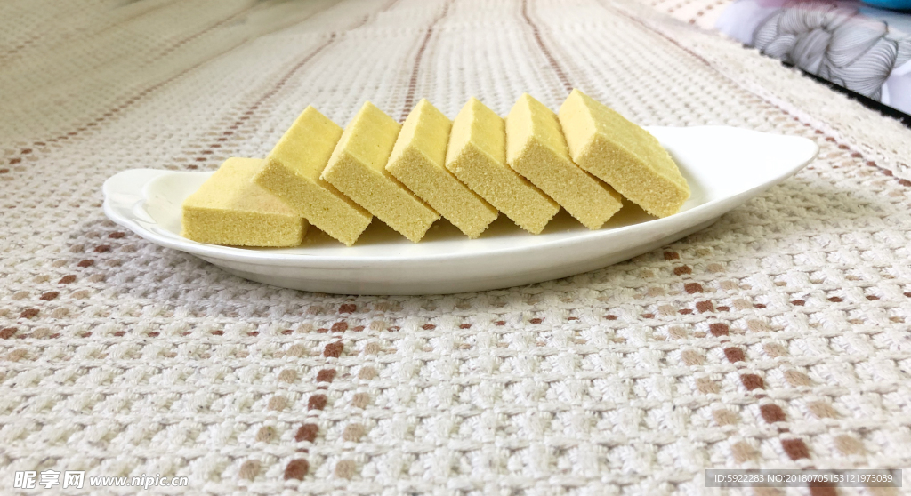 传统绿豆糕