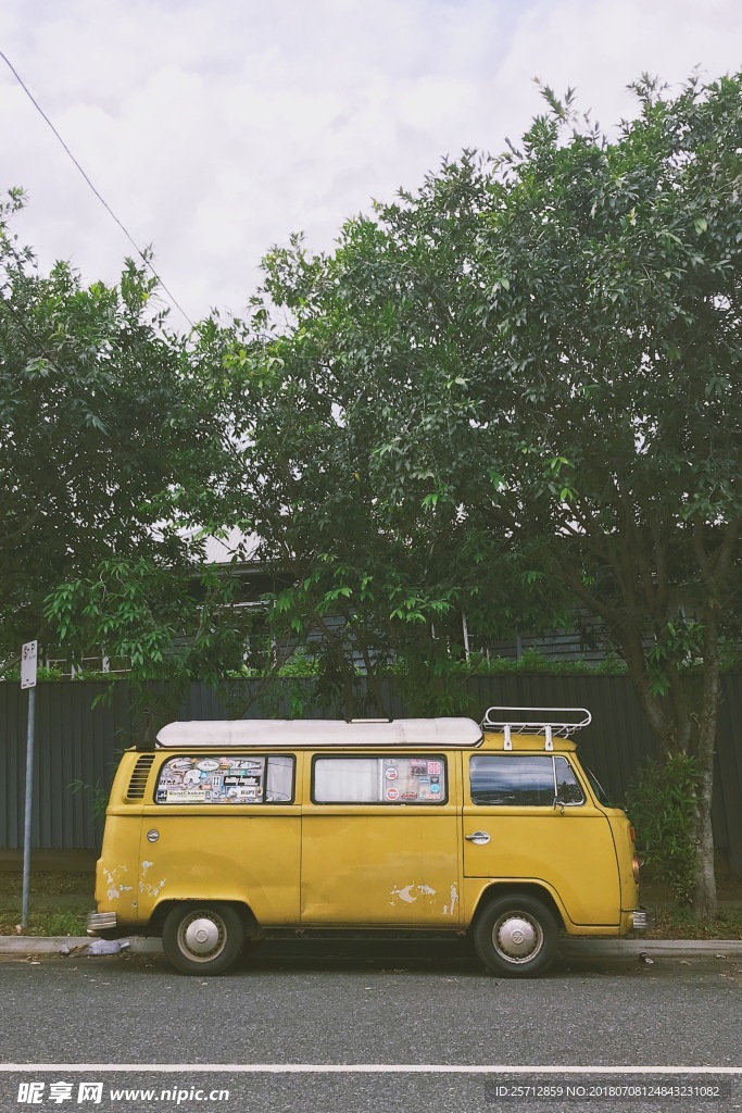 怀旧汽车