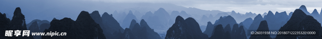 连绵群山