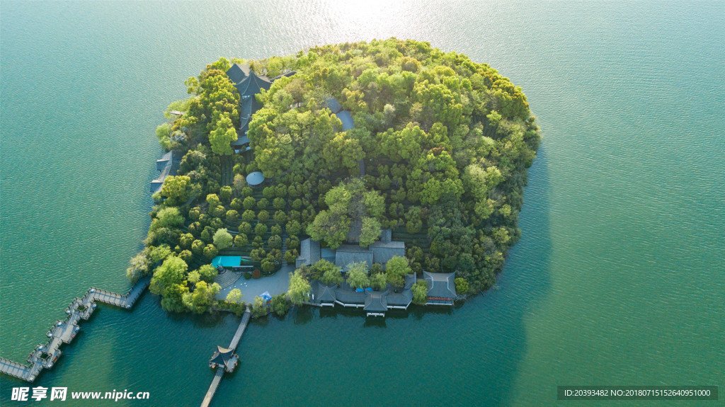 天目湖湖面
