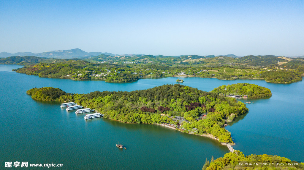 天目湖湖面