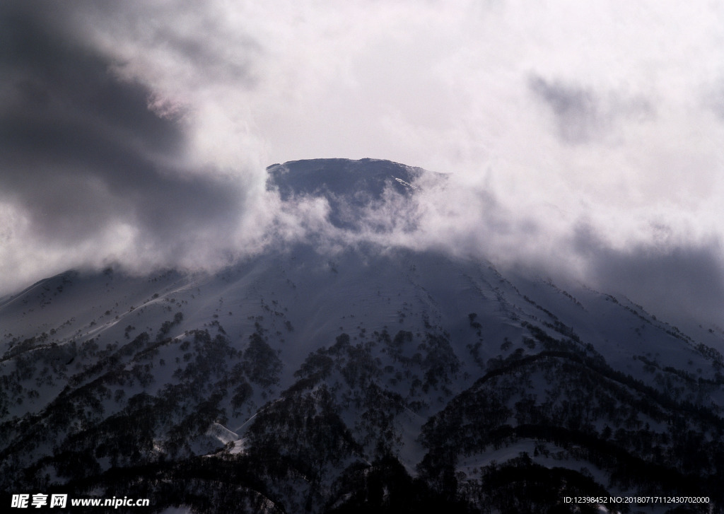 雪山