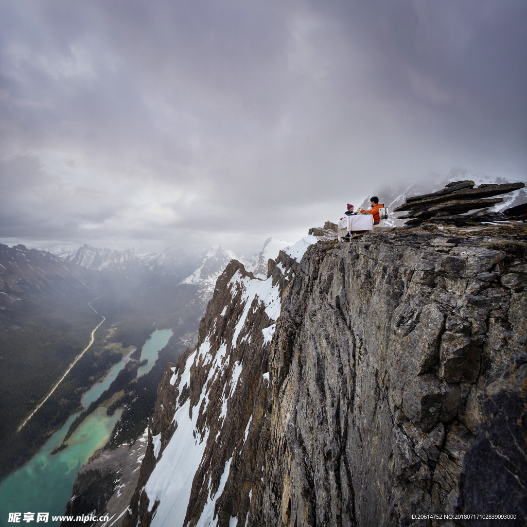 壮丽的高山美景